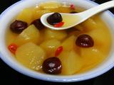红枣枸杞苹果汤的做法[图]