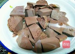 香菇鸭血靓汤的做法图解4