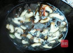 香菇鸭血靓汤的做法图解13