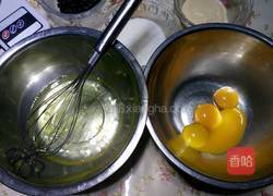 蓝莓奶油蛋卷的做法图解3