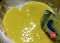 蓝莓奶油蛋卷的做法图解10