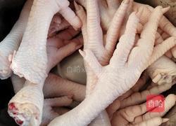 泡椒鸡爪的做法图解1