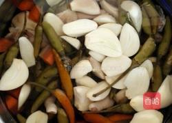 泡椒鸡爪的做法图解7