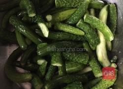 腌小黄瓜的做法图解1