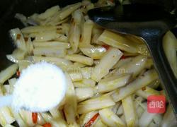 香辣藕条的做法图解5