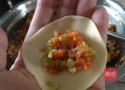 鸳鸯蒸饺的做法图解4