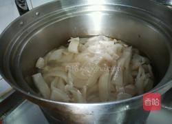 肉皮冻的做法图解2