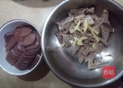 鸭血羊杂汤的做法图解1