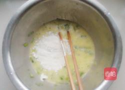 鸡蛋黑芝麻蛋卷的做法图解3