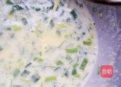 鸡蛋黑芝麻蛋卷的做法图解5