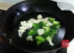 双花炒牛肉的做法图解3