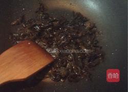 木耳炒鸡蛋的做法图解5