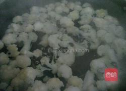 番茄沙司炒菜花的做法图解3