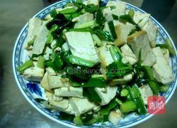 蒜苗炒豆腐的做法图解6