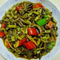 酸豆角炒鸭胗的做法[图]