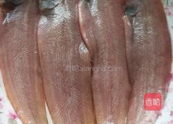 清蒸扁鱼的做法图解1