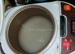 辣白菜寿司卷的做法图解1