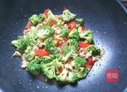 彩椒肉沫炒西兰花的做法图解12