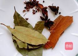 酱焖羊蹄的做法图解3