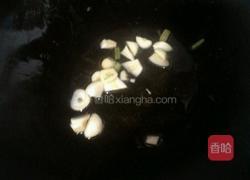 芹菜炒鱼丸的做法图解4