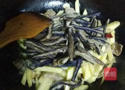 茄子干土豆条炒牛肉的做法图解8