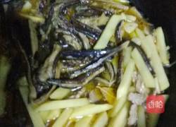 茄子干土豆条炒牛肉的做法图解9