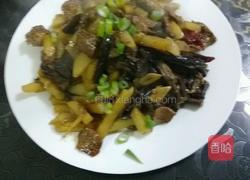 茄子干土豆条炒牛肉的做法图解12