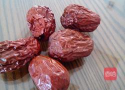 双耳枸杞大枣养生汤的做法图解4