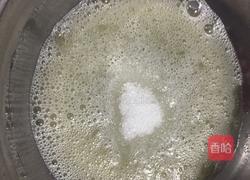 戚风蛋糕的做法图解8