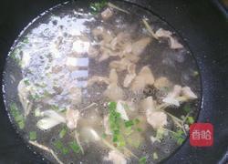 瘦肉海带汤的做法图解8