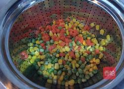 三色牛肉粒的做法图解2