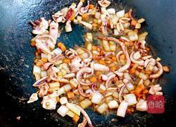鱿鱼炒饭的做法图解4