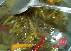 酸菜鱼片的做法图解7