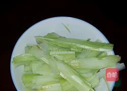 泡椒牛肉丝的做法图解2