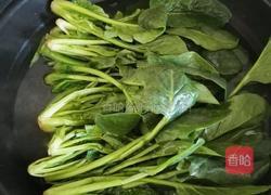 凉拌菠菜的做法图解1