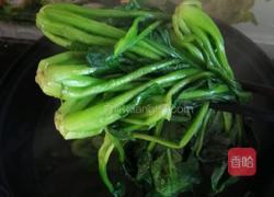 凉拌菠菜的做法图解2