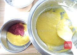 草莓彩绘蛋糕卷的做法图解5