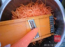 凉调胡萝卜丝的做法图解3