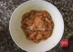 黑木耳炒鸡胸肉的做法图解4