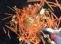 黑木耳炒鸡胸肉的做法图解7