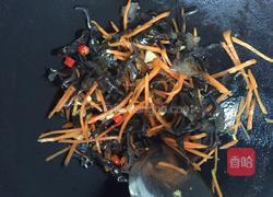 黑木耳炒鸡胸肉的做法图解8