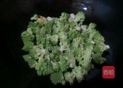 清炒寶塔菜花的做法圖解5