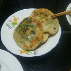 韭菜鸡蛋馅饼的做法[图]