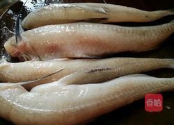 酸甜九肚鱼的做法图解1