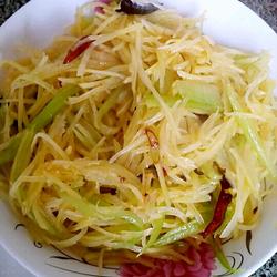芹菜土豆丝的做法[图]