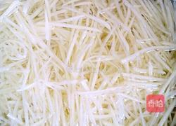 芹菜土豆丝的做法图解1