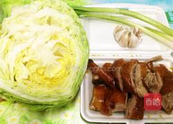 烧鸭丁包菜炒饭的做法图解1