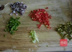 什锦炒米饭的做法图解2