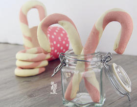  MerryChristmas教你简单快手圣诞拐杖﹠棒棒糖饼干 [图]