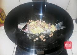 木瓜花生鲫鱼汤的做法图解4